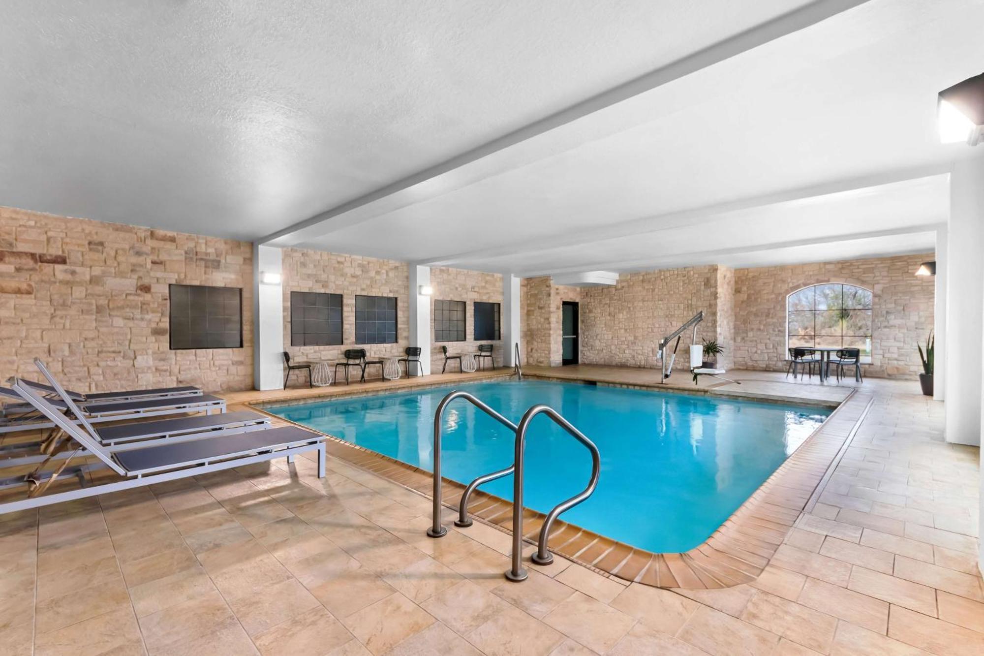 Spark By Hilton San Antonio Near Seaworld ภายนอก รูปภาพ